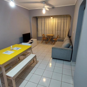 Apartamento na Enseada à 500m da Praia Enseada